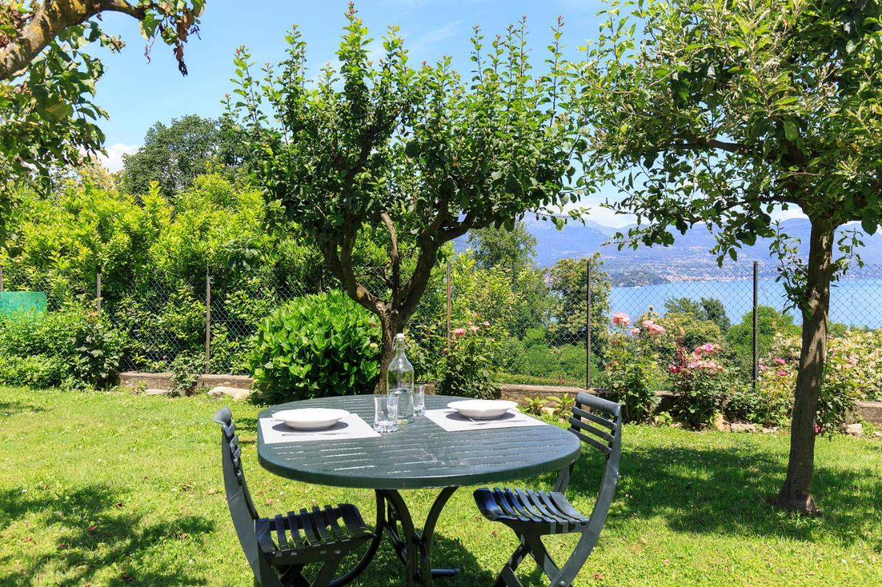 Casa Lilla - Lakeview Large Apartments With Garden Above สเตรซา ภายนอก รูปภาพ